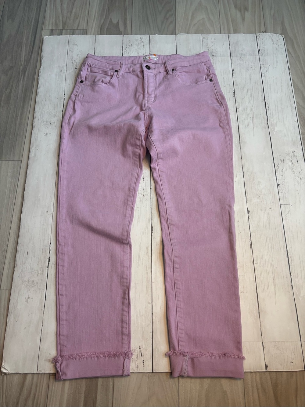 Carve Designs Pink Straight-Leg Jeans with Frayed Hem